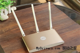 真·3天线/信号超强 299元极路由3评测