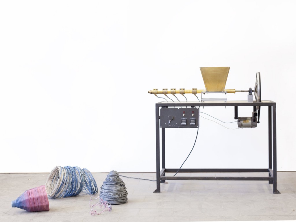 Phonebloks创始人又一神作：开源塑料回收机