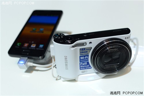 2012三星论坛发布智能相机新品 