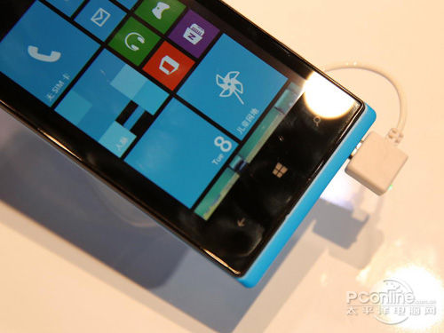 Lumia920太贵？ 华为Ascend W1限量1499元