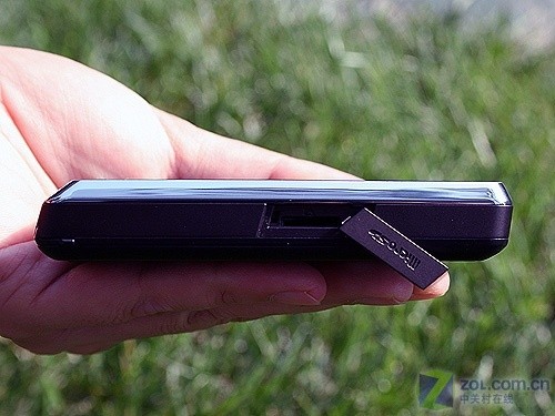 大砖头一去不复返 G网双待酷派8288评测 