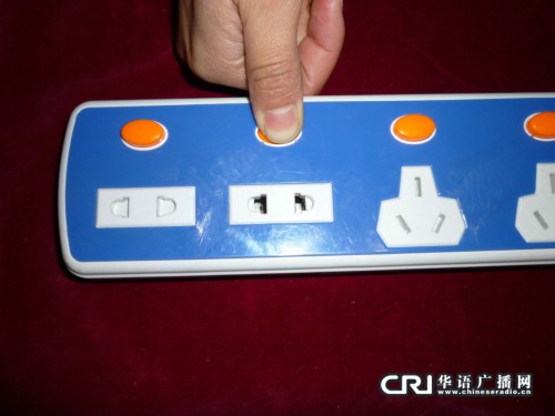 无孔插座图片?牛培行的行读什么?【山西台】“玩”出来的发明家牛培行