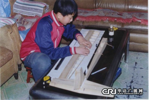 无孔插座图片?牛培行的行读什么?【山西台】“玩”出来的发明家牛培行