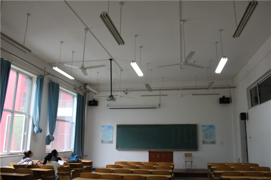 吊扇安装_吊扇灯视频_吊扇吊钩安装 规范