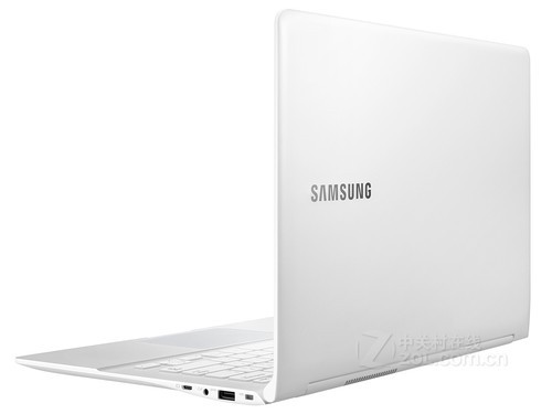 象牙白时尚外观 三星915S3G京东6099元 