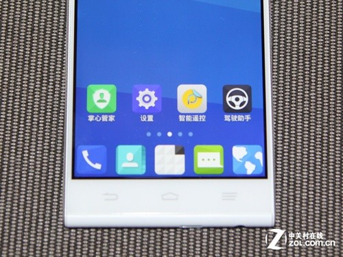 超薄机身+玻璃质感 中兴星星1号上手体验 