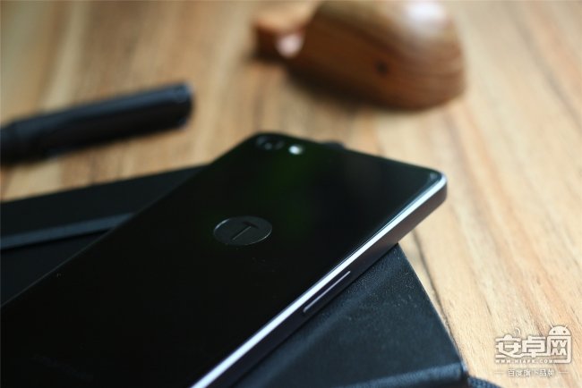 锤子T2评测,没用过T1人眼中的T2