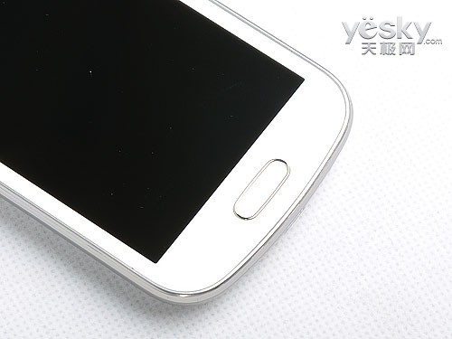 图为：三星 GT-S7562 手机