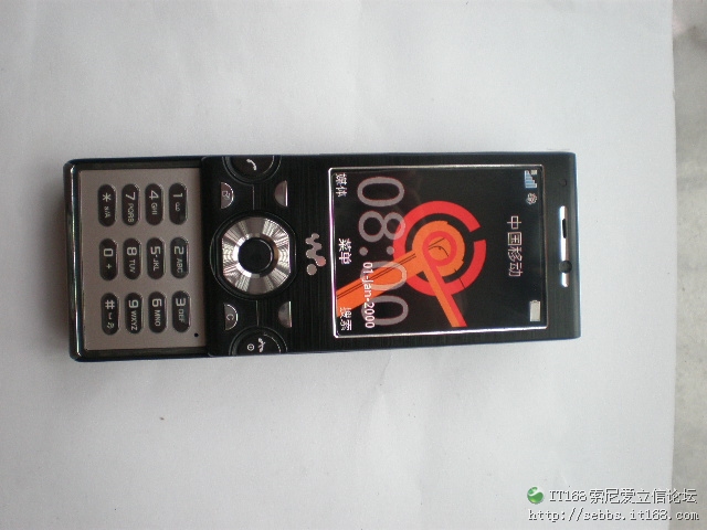 w995拆机?w995扬声器?索爱w995wifi?转 索尼爱立信 W995 详细 讲解 实机 实拍 拆解图