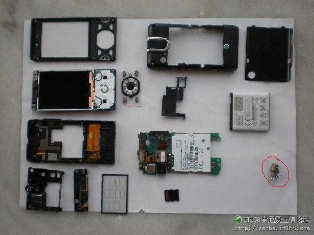 w995拆机?w995扬声器?索爱w995wifi?转 索尼爱立信 W995 详细 讲解 实机 实拍 拆解图