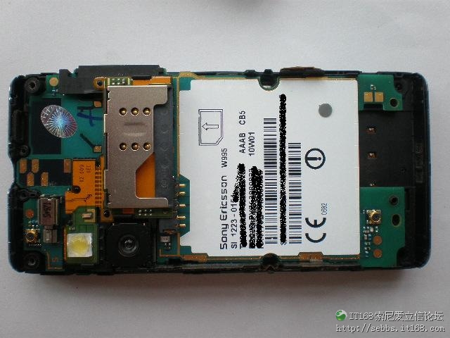 w995拆机?w995扬声器?索爱w995wifi?转 索尼爱立信 W995 详细 讲解 实机 实拍 拆解图