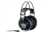 AKG K702