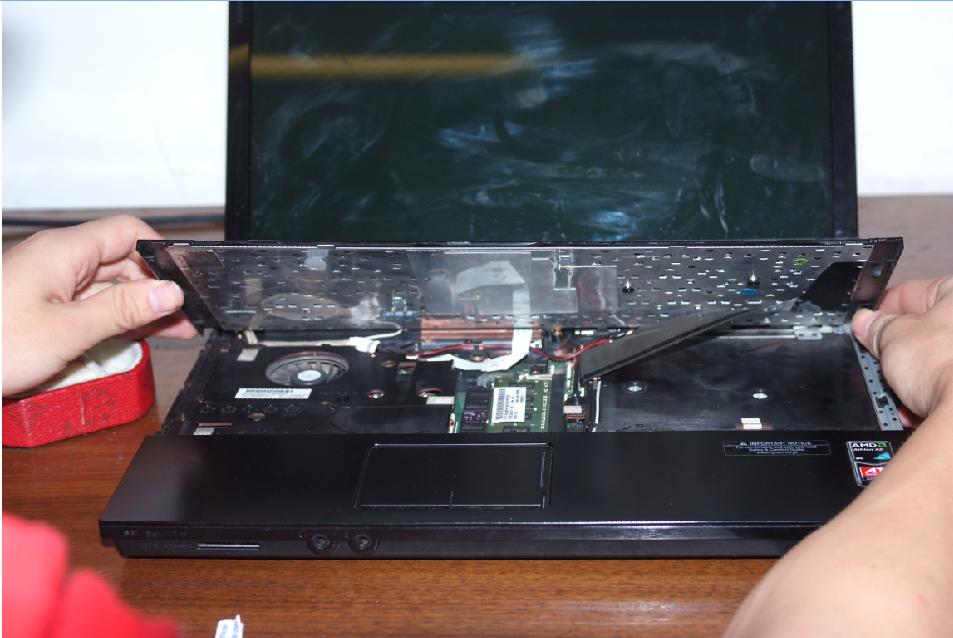 4416s拆显示屏?惠普probook4416拆机?惠普4416s拆机图解