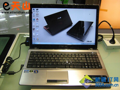 华硕k53s拆机图解?华硕k53si3处理器?i5芯GT630独显 华硕K53S游戏本报4500