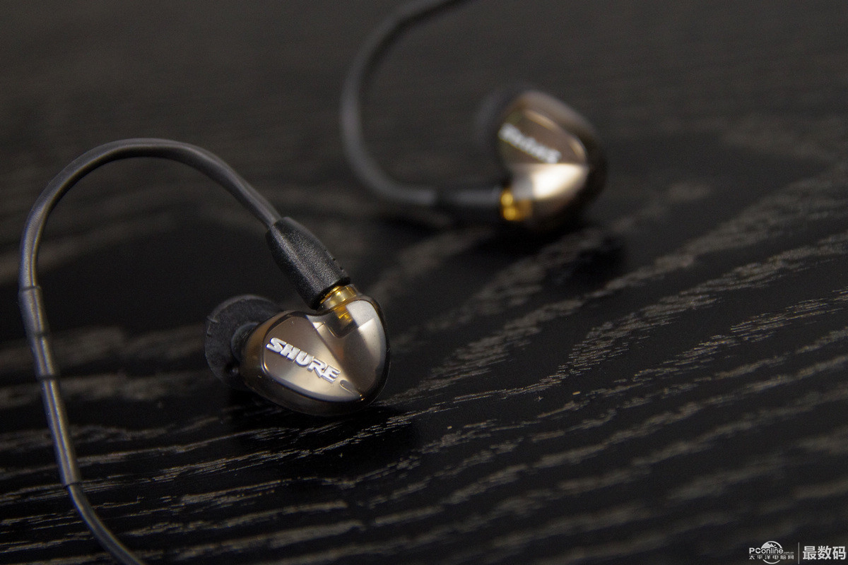 定制耳机?森海塞尔ie8?动铁四天王之一 舒尔SE535高端耳塞体验