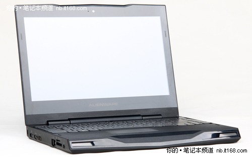 戴尔外星人M11x R2游戏性能全国首评