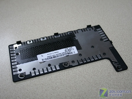 扩展能力如何?戴尔Inspiron 1420初拆 扩展能力如何?戴尔Inspiron 1420初拆