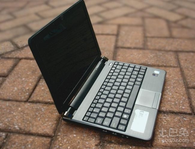 康柏v3000