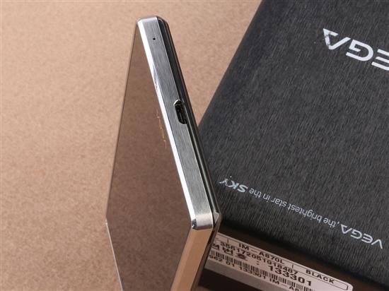 特立独行的精湛工艺 泛泰A870黑色开箱