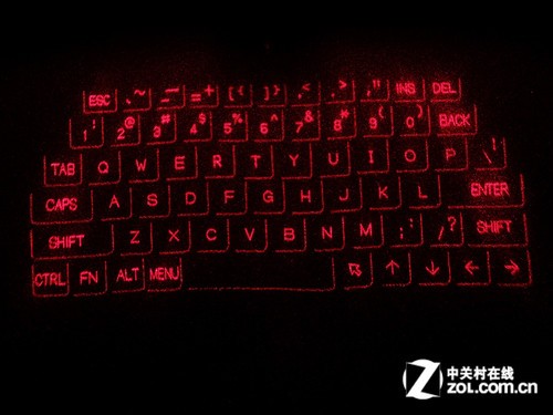 秒杀一切背光 史上最炫虚拟投影键盘评测 