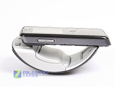 金属3G时尚手机 摩托罗拉L800T跌破400元 