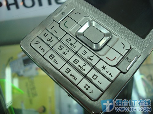 ibm v7000管理ip?v7000存储配置?手写键盘双输入 金立V7000仅售1480元