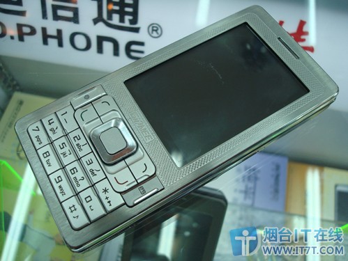 ibm v7000管理ip?v7000存储配置?手写键盘双输入 金立V7000仅售1480元