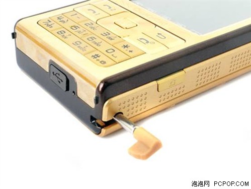 长虹长动力手机报价?长虹365长动力手机图片?烦充电 用长虹365长动力手机完美展现