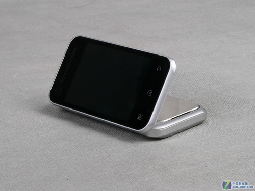 Android2.1版本 摩托罗拉ME600不足1700 