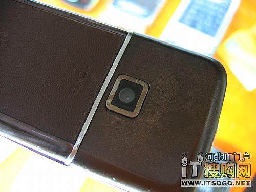 nokia8900?诺基亚8800?诺基亚手机8600?强!超越8800山寨诺基亚8900低价惊现