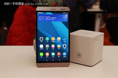 售1999元起 7寸华为荣耀X2发布