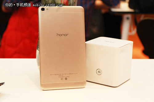 售1999元起 7寸华为荣耀X2发布