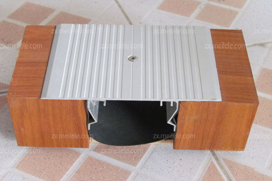 地面变形缝盖板?地面变形缝规则?地面变形缝做法图解,地面变形缝如何计算