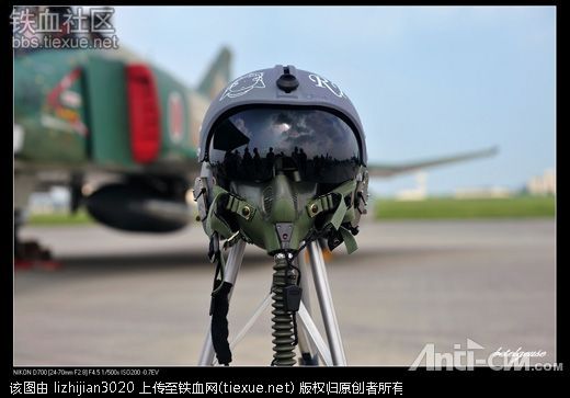 有关飞行头盔护目镜的问题