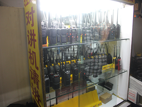 三星a7000?三星a7000市场价多少?咋也摔不坏 太原三星A7000就是这么强