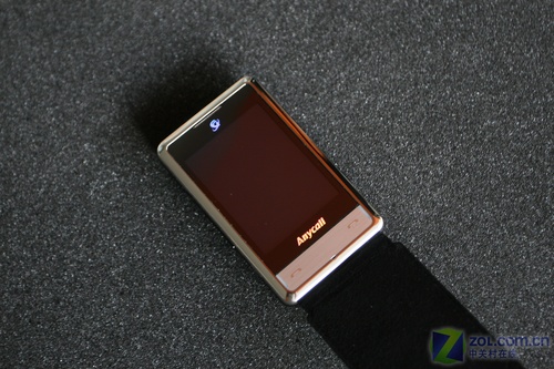 什么手机敢卖10800元 三星W629天价到货 