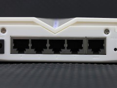 穿墙信号王 飞鱼星VF35别墅级路由首测 