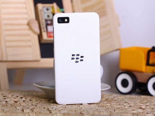 再跌500元? 黑莓Z10今日抄底已跌破4K