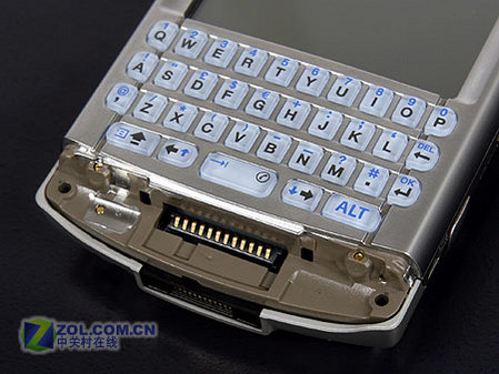 新UIQ商务旗舰 索爱P990评测报告(上) 