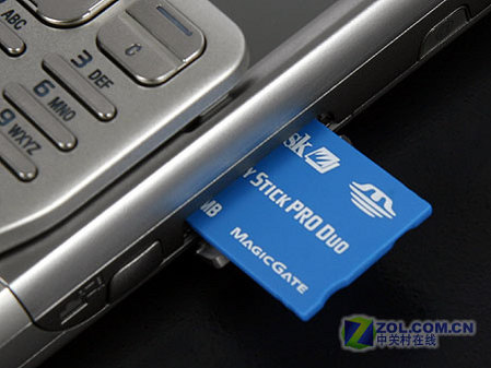 新UIQ商务旗舰 索爱P990评测报告(上) 