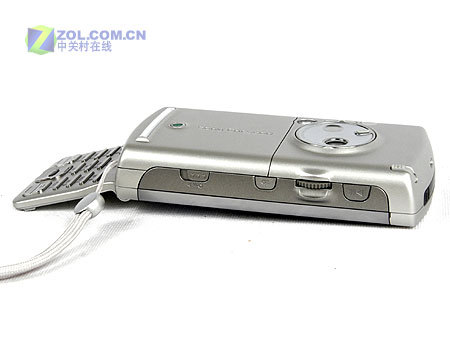 新UIQ商务旗舰 索爱P990评测报告(上) 