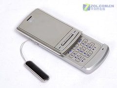 时尚超薄滑盖手机 LG KG70仅售1130元 