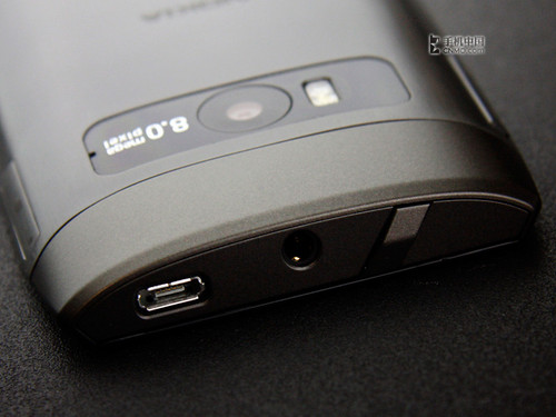 Symbian Anna来袭 诺基亚X7-00首发评测 