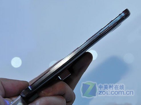 三星9508手机报价及图片?三星i9508v换屏多少钱?最新三星手机价格?新品四核定制机 三星I9508行货仅3999