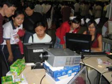 友基数位绘图板火爆体验活动 