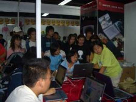 友基数位绘图板火爆体验活动 