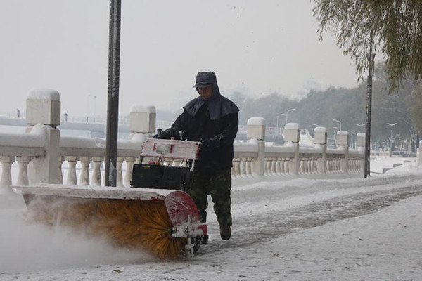 中东部迎大范围雨雪 局地降温超10℃