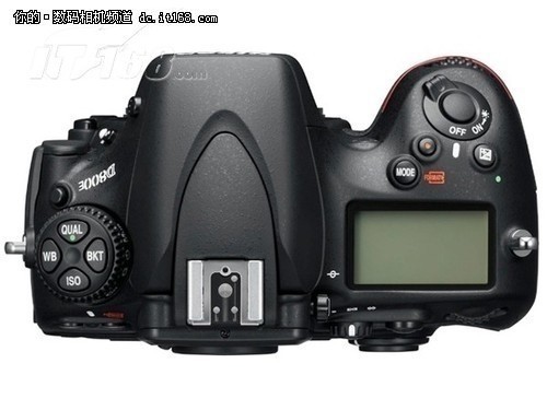 媲美中画幅单反尼康D800E售价22150元