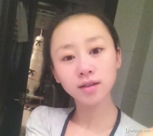 张家界官员和女主播_女主播与官员_女主播被官员4年