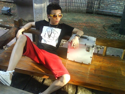 系咪bada先_p得霸气一点歌词_bada吧